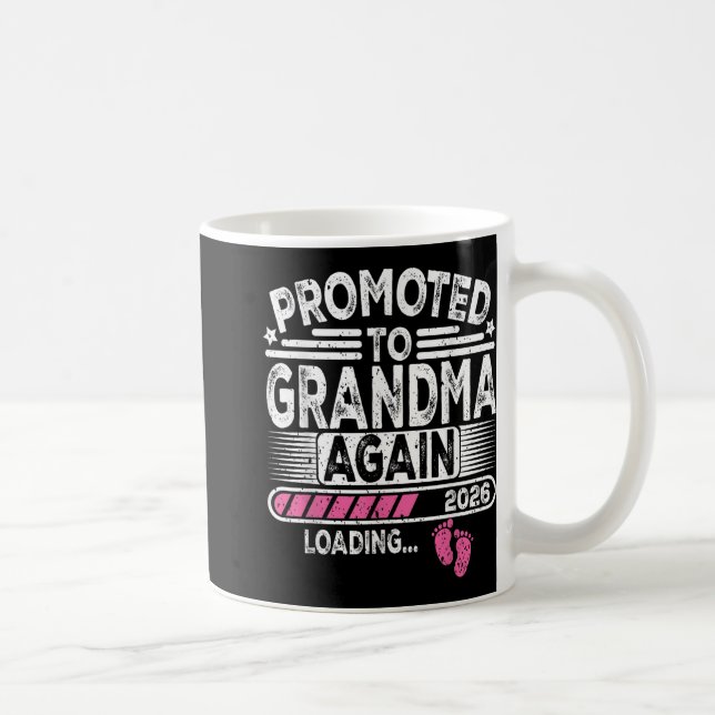 Caneca De Café Promovido À Vovó Novamente. 2026 Carregando Engraç (Direita)