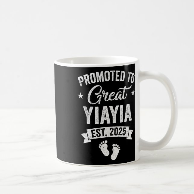 Caneca De Café Promovido Ao Excelente Yiayia Est 2025 Anunciante  (Direita)