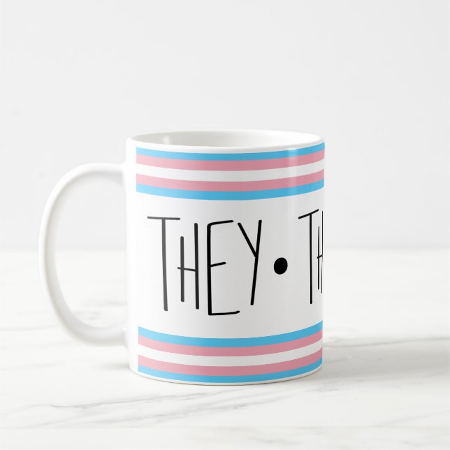 Caneca de Café Pronomes Transgênero Eles/Deles/Del (Esquerda)