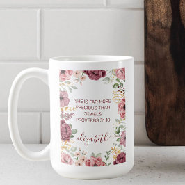 Caneca De Café Provérbios 31 Escritura de flor rosa pastel elegan