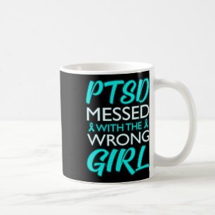 Caneca De Café Ptsd Mensado Com A Frisa De Consciência Da Menina