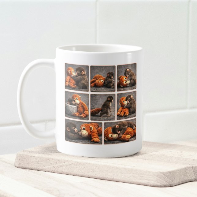 Caneca De Café Punho de Macaco Bebê (Criador carregado)