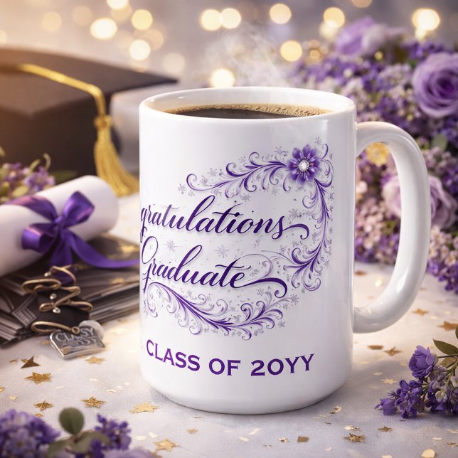 Caneca De Café Purple Floral Graduation Script with Custom Year (Criador carregado)