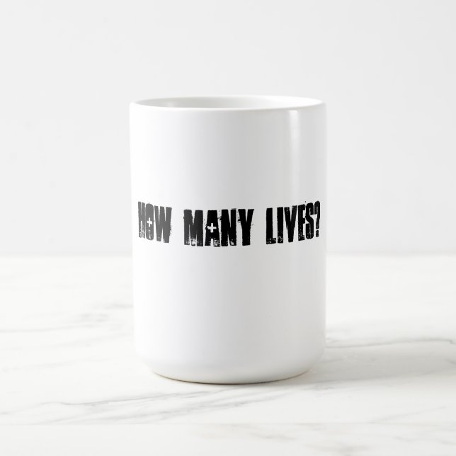 Caneca De Café Quantas vidas agridem (preto & o branco) (Centro)