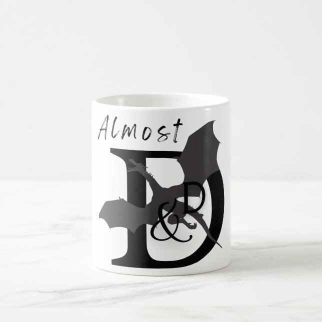 Caneca De Café Quase D&D Mug (Centro)