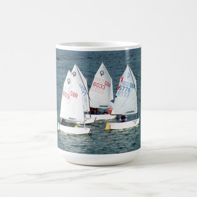 Caneca De Café Quatro embarcações otimistas (Centro)