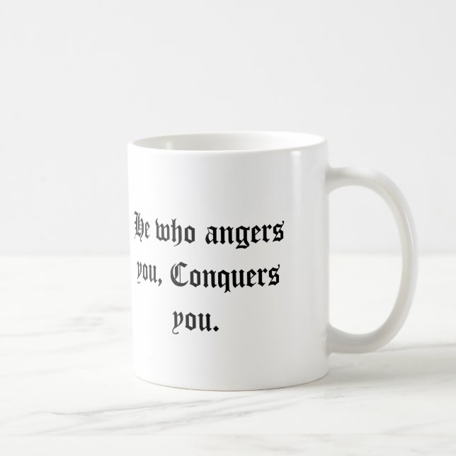 Caneca De Café Que o irrita conquista-o (Direita)