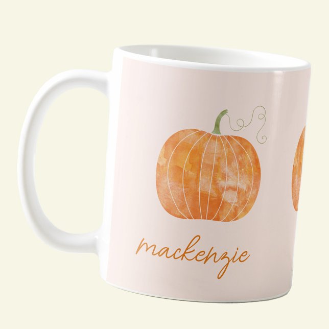 Caneca De Café Quebra de outono Personalizada de Abóbora de Aquar (Modern script personalized custom name watercolor pumpkin mug for autumn, fall and Thanksgiving)