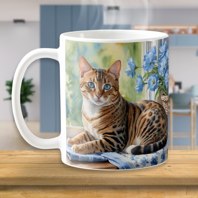 Caneca De Café Raça de Gato Bengal em Aquarela (An elegant ceramic coffee mug, with a picture on both sides of a Bengal cat in a watercolor style)