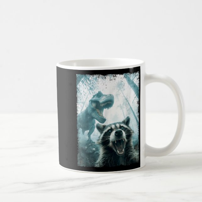 Caneca De Café Raccoon Selfie With Tyrannosaurus T Rex Adventure  (Direita)