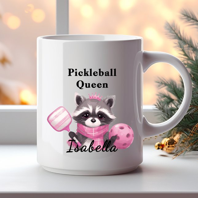 Caneca De Café Racoon Pink Pickleball Queen Mug (Criador carregado)
