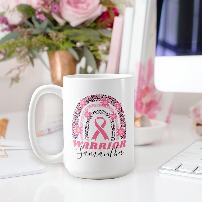 Caneca De Café Rainbow Breast Cancer Warrior com Nome (A great gift idea for a breast cancer warrior and her courageous fight.)