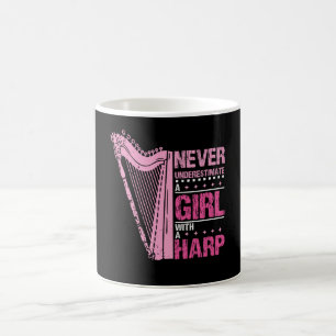 Caneca De Café Rapariga Com Um Harp