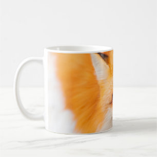 Caneca De Café Raposa vermelha japonesa em repouso, dormindo e br