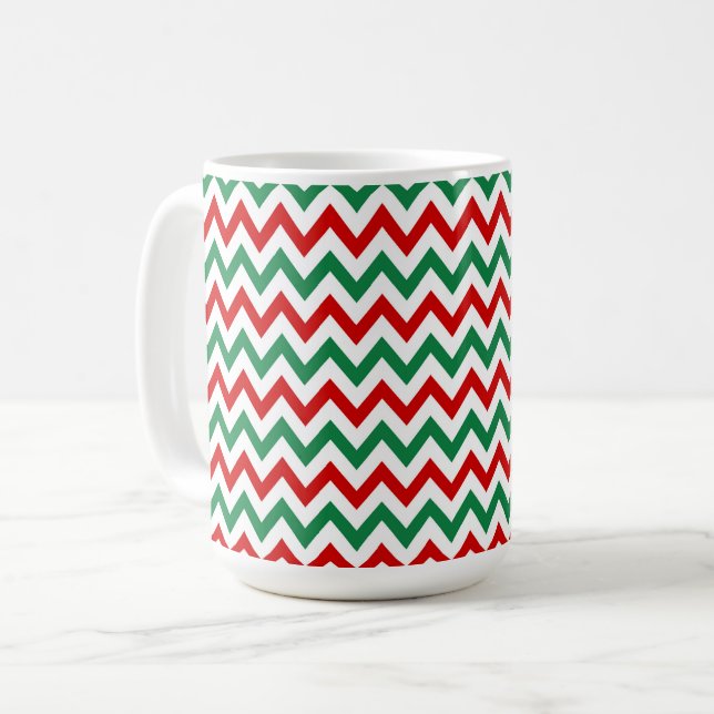 Caneca De Café Red and Green Christmas Chevron Coffee Cup Mug (Frente Esquerda)