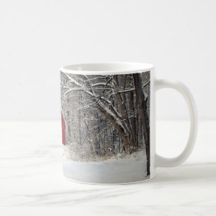 Caneca De Café Red Barn na neve 2011