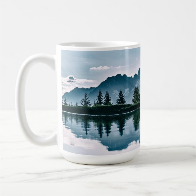 Caneca De Café Reflexão da floresta da montanha (Esquerda)