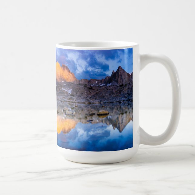 Caneca De Café Reflexo de montanha, Califórnia (Direita)