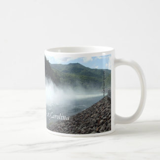Caneca De Café Represa de Fontana, North Carolina que derrama a