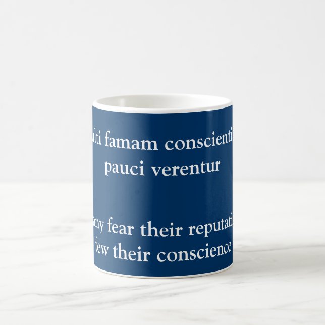 Caneca De Café Reputação ou consciência - Pliny citação (Centro)