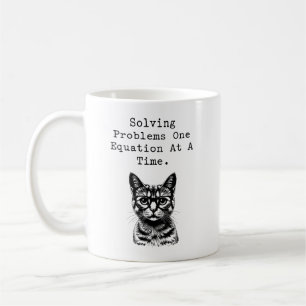 Caneca De Café Resolvendo Problemas Uma Equação de Cada Vez