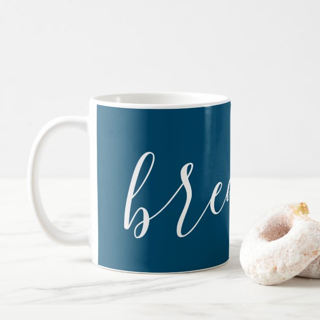 Caneca De Café Respire o script Inspirational Modern Blue White (Com Donut)