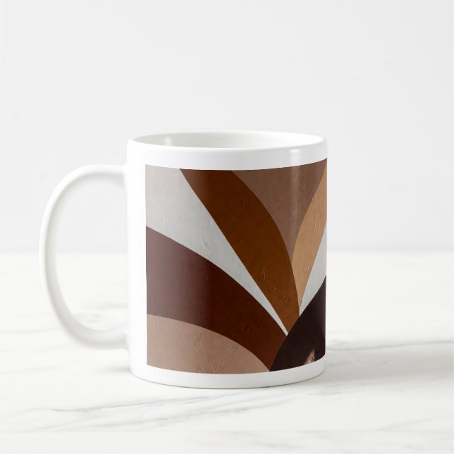 Caneca De Café Resplendor em Tons Terrosos – Mural Abstrato de Ex (Esquerda)