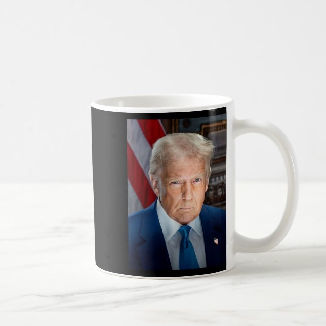 Caneca De Café Retrato Oficial da Casa Branca Donald J Trump 2025 (Direita)