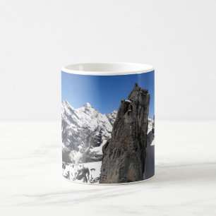Caneca De Café Rock na montanha Schilthorn, na Suiça