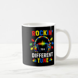 Caneca De Café Rockin to A Different Tune Autistic Autism Gamer