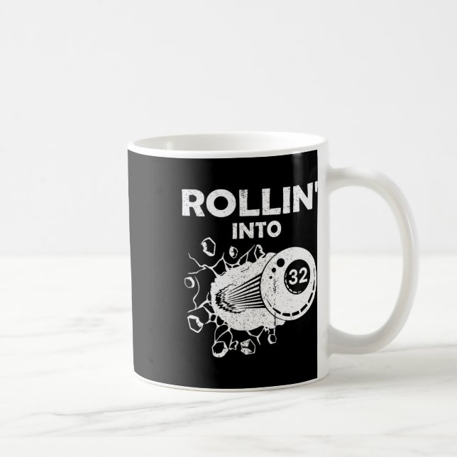 Caneca De Café Rollin para 32 Bilhar 32º Aniversário (Direita)