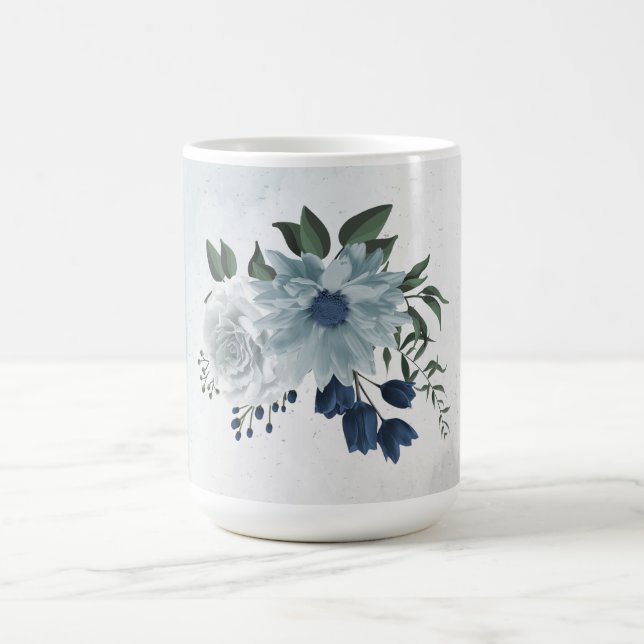 Caneca De Café romântico branco empoeirado & floral azul naval (Centro)