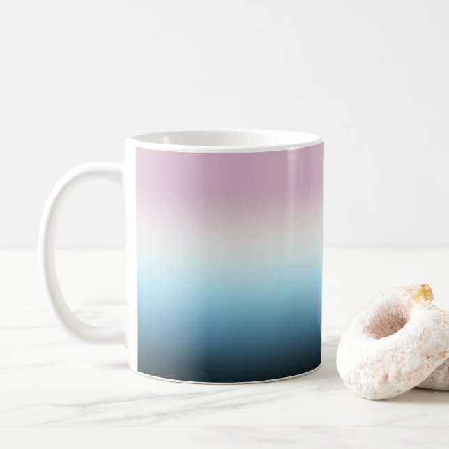 Caneca De Café Rosa de Gradação de Pastel Cor-de-Rosa e Azul (Com Donut)