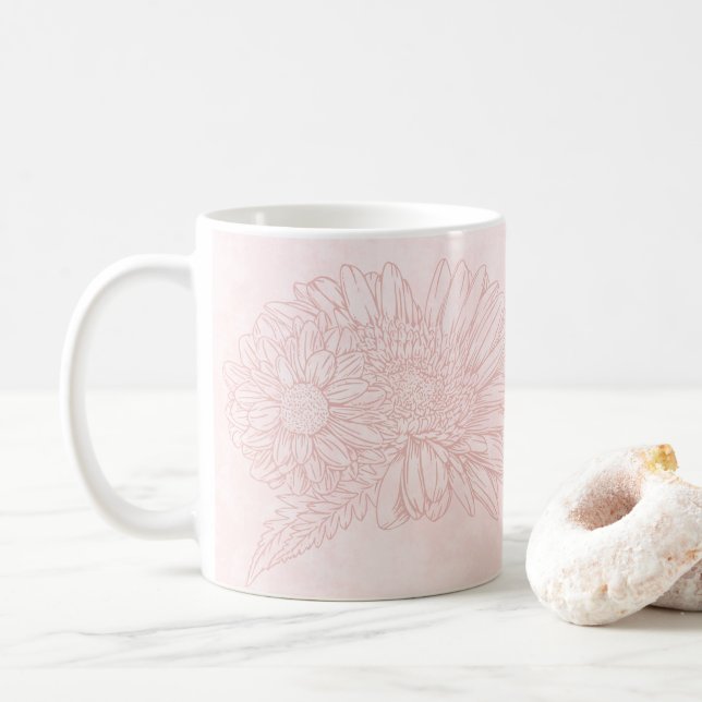 Caneca De Café Rosa Pálido Grunge com Nome e Crisântemos (Com Donut)