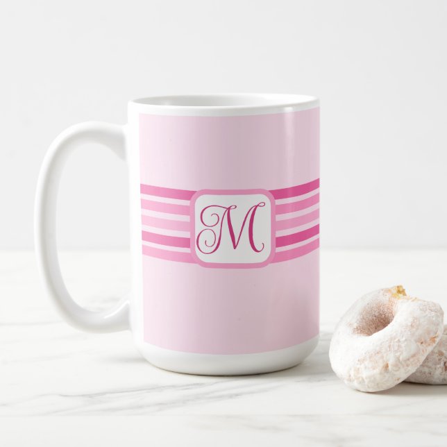 Caneca De Café Rosas claro Elegantes Striped Inicial (Com Donut)