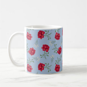Caneca De Café Rosas vermelhas no Calico Azul Pálido
