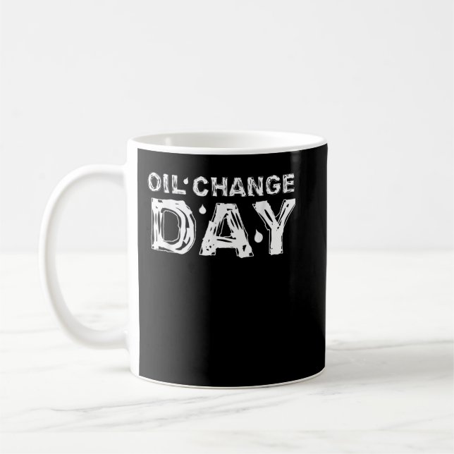 Caneca De Café Roupas Mecânicas Dia de Mudança de Óleo (Esquerda)