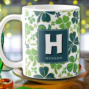 Caneca De Café Rua Monograma de Shamrock Clover.