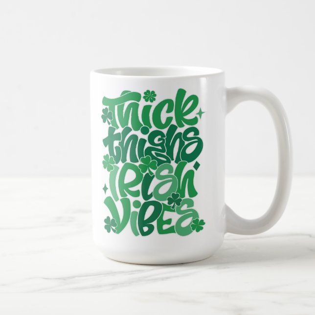 Caneca De Café Rua "Thick Thighs Irish Vibes", de Patrick (Direita)
