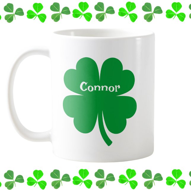Caneca De Café Ruas personalizadas. Shamrock do dia de Patrick (Criador carregado)