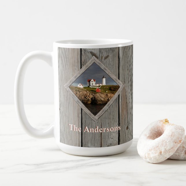 Caneca De Café Rustic Custom Family Nubble Lighthouse (Com Donut)