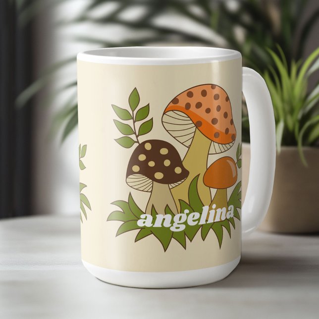 Caneca De Café Sala de feliz com nome personalizado (Custom Merry Mushroom Mug - Personalize with Your Name or Initials)