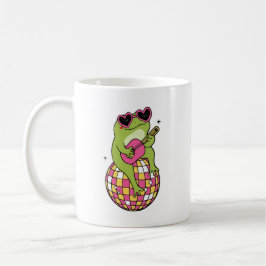 Caneca De Café Sapo sentado na bola de dança tocando violão