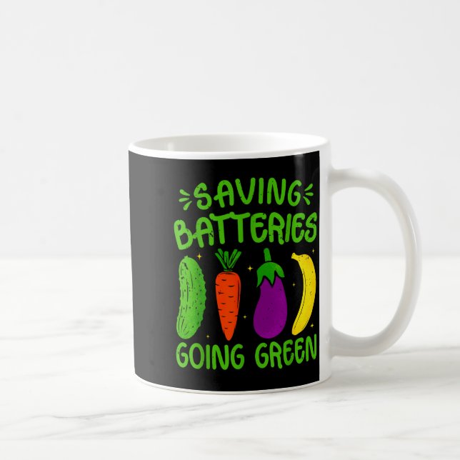 Caneca De Café Saving Batteries Going Green Funny Inappropriate H (Direita)