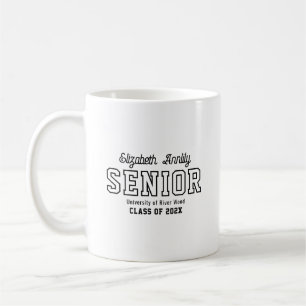 Caneca De Café Script de Ano Personalizado para Graduados da Facu