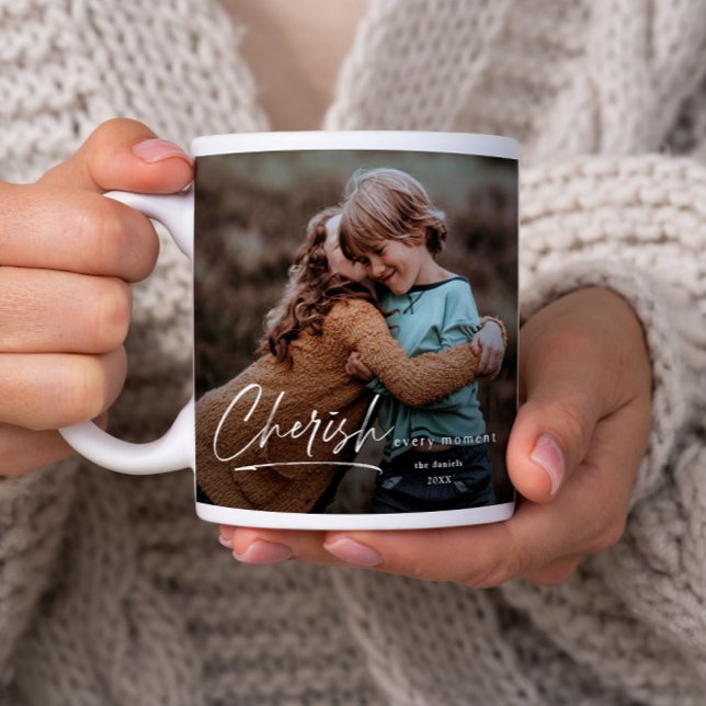 Caneca De Café Script de Apreciar Cada Momento 2 Foto  (A simple script cherish every moment photo mug.)