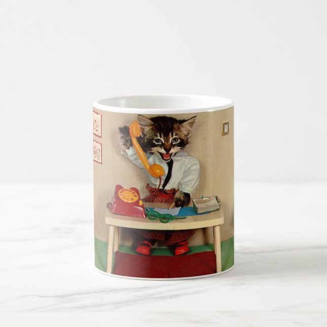 Caneca De Café secretário de kitten RPPC (Centro)