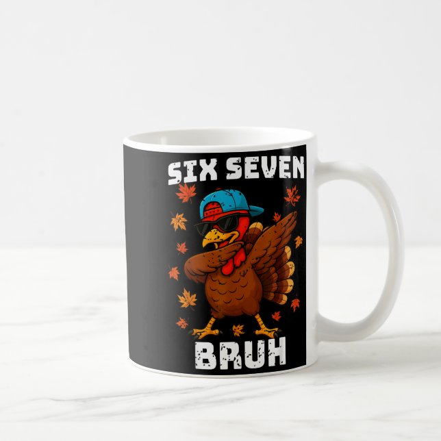 Caneca De Café Seis Sete 67 Meme de Ação de Graças Engraçado Agra (Direita)