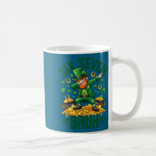 Caneca De Café Seis sete mano dia de São Patrício trevos 67