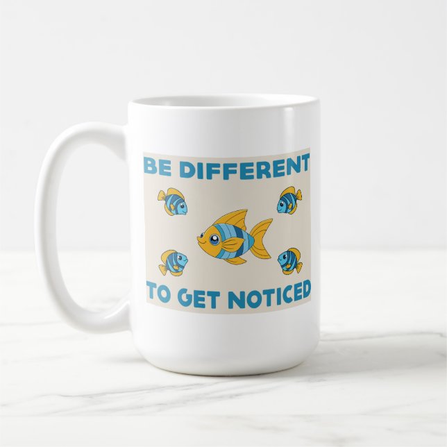 Caneca De Café Seja diferente de ser notado em T-Shirt (Esquerda)